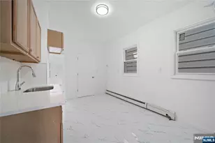 80 Wayne Ave, Paterson, NJ 07522 - Photo 18