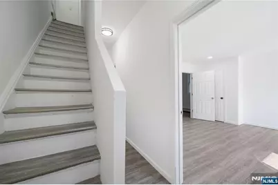 80 Wayne Avenue, Paterson, NJ 07522 - Photo 14