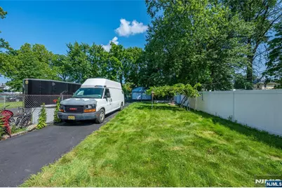 159 Grant Avenue, Roselle Park, NJ 07204 - Photo 26