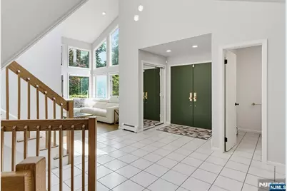 15 Hudson Terrace, Englewood Cliffs, NJ 07632 - Photo 4