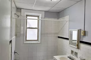 194 Davis Ave 54, Kearny, NJ 07032 - Photo 2