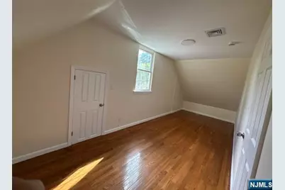 559 Kipp Street 2 #2, Teaneck Township, NJ 07666 - Photo 6