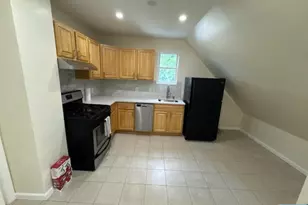 559 Kipp Street 2, Teaneck Township, NJ 07666 - Photo 1