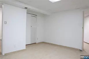 302 10th St, Newark, NJ 07107 - Photo 10