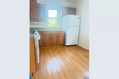 296 Berkeley Avenue, Bloomfield, NJ 07003 - Photo 4