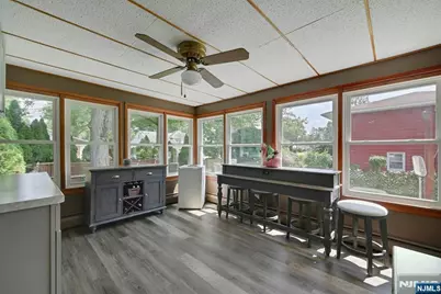 340 Graphic, New Milford, NJ 07646 - Photo 16