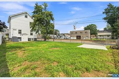 159 Berdan Place, Hackensack, NJ 07601 - Photo 20