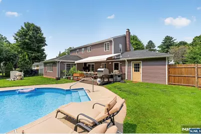 392 Monroe Avenue, Wyckoff Township, NJ 07481 - Photo 32