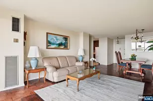 555 North Ave 25K, Fort Lee, NJ 07024 - Photo 2