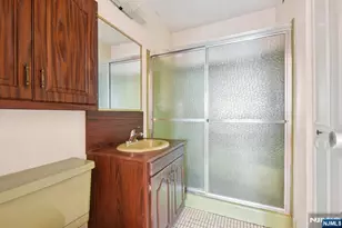 555 North Ave 25K, Fort Lee, NJ 07024 - Photo 20