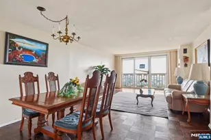 555 North Ave 25K, Fort Lee, NJ 07024 - Photo 10