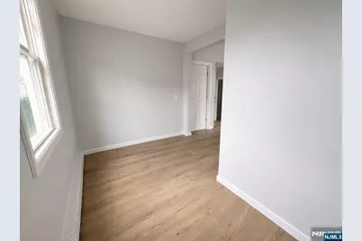 227 Patterson Street 2R #2R, Harrison, NJ 07029 - Photo 6