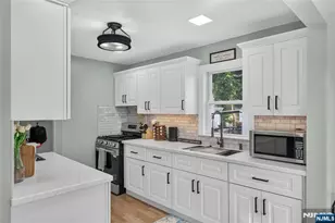 22 First St, Mahwah, NJ 07430 - Photo 6
