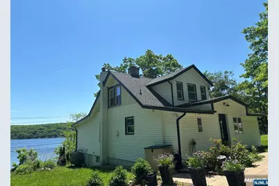 677 Warwick Turnpike, West Milford, NJ 07421 - Photo 1