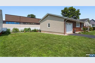 38 Parson Road, Clifton, NJ 07012 - Photo 34