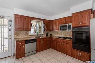 38 Parson Rd, Clifton, NJ 07012 - Photo 10