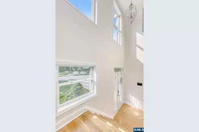 1202 Whitney Lane, Allendale, NJ 07401 - Photo 4
