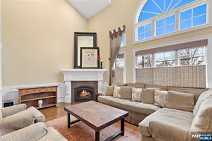 546 Art Ln, Ridgefield, NJ 07657 - Photo 18