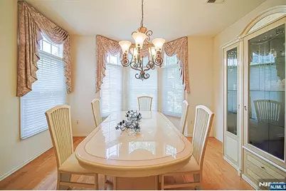 604 Turlington Court 234 #234, Livingston, NJ 07039 - Photo 14