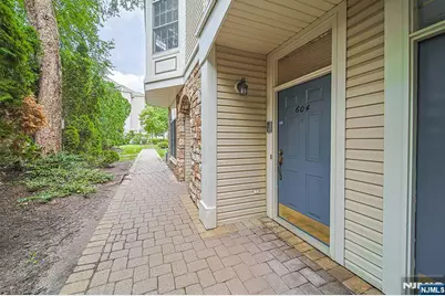 604 Turlington Court 234 #234, Livingston, NJ 07039 - Photo 4