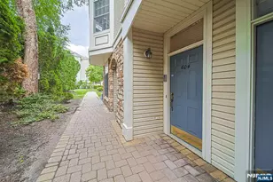 604 Turlington Ct 234, Livingston, NJ 07039 - Photo 4