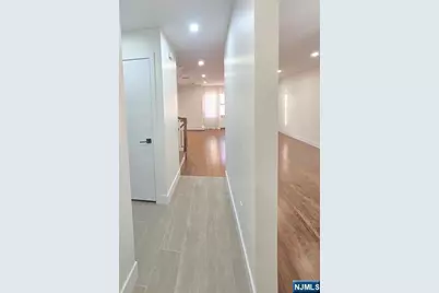 150 English Street, Fort Lee, NJ 07024 - Photo 16