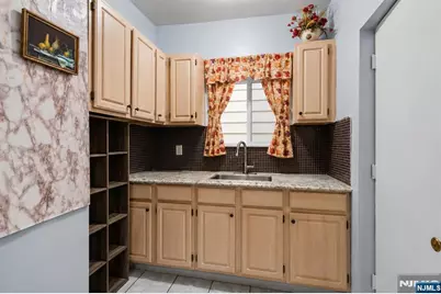 368 Howe Avenue, Passaic, NJ 07055 - Photo 16