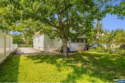 28 Cedar Grove Road, Little Falls Township, NJ 07424 - Photo 20
