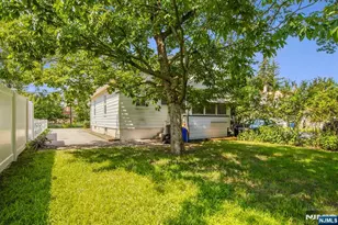 28 Cedar Grove Rd, Little Falls Township, NJ 07424 - Photo 20