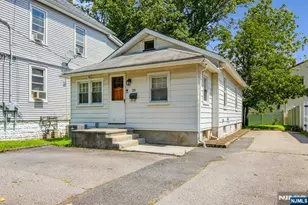 28 Cedar Grove Rd, Little Falls Township, NJ 07424 - Photo 2