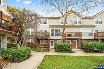1420 Westgate Drive 8109 #8109, Fort Lee, NJ 07024 - Photo 2