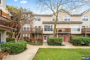 1420 Westgate Dr 8109, Fort Lee, NJ 07024 - Photo 2