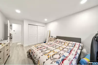 1420 Westgate Drive 8109 #8109, Fort Lee, NJ 07024 - Photo 12