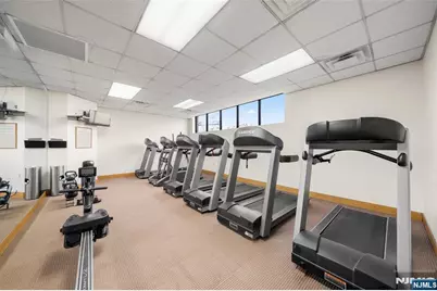 1420 Westgate Drive 8109 #8109, Fort Lee, NJ 07024 - Photo 18
