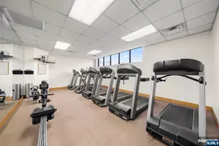 1420 Westgate Dr 8109, Fort Lee, NJ 07024 - Photo 18