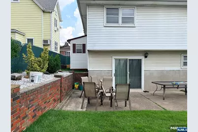 566 Anderson Avenue, Wood Ridge, NJ 07075 - Photo 4