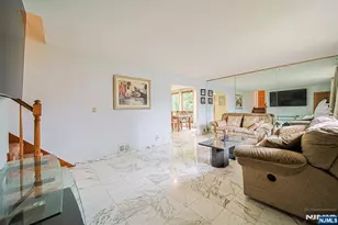 728 Lancaster Rd, Ridgefield, NJ 07657 - Photo 6