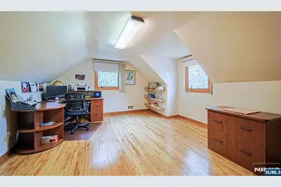 728 Lancaster Road, Ridgefield, NJ 07657 - Photo 26