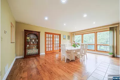 728 Lancaster Road, Ridgefield, NJ 07657 - Photo 14