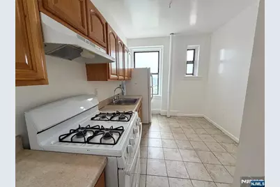 94 Munn Avenue 47 #47, East Orange, NJ 07018 - Photo 4