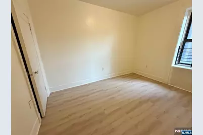 94 Munn Avenue 7 #7, East Orange, NJ 07018 - Photo 4