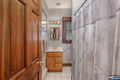 240 Orient Way, Rutherford, NJ 07070 - Photo 10
