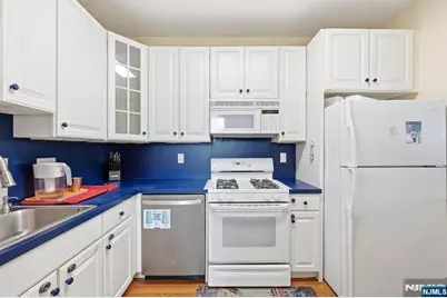 427 Hartford Drive 4028 #4028, Nutley, NJ 07110 - Photo 14