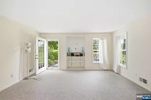 427 Hartford Dr 4028, Nutley, NJ 07110 - Photo 28