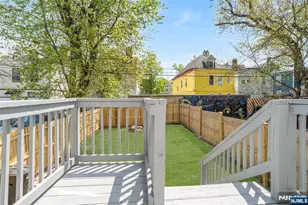 142 Steuben St, East Orange, NJ 07018 - Photo 8