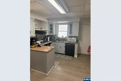 265 Rea Av Rea Avenue Avenue 1 #1, Hawthorne, NJ 07506 - Photo 4