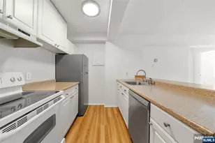 333 Grand Ave 2N, Palisades Park, NJ 07650 - Photo 8