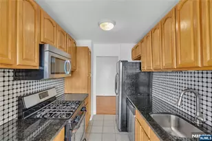 6600 Blvd East 11E, West New York, NJ 07093 - Photo 4