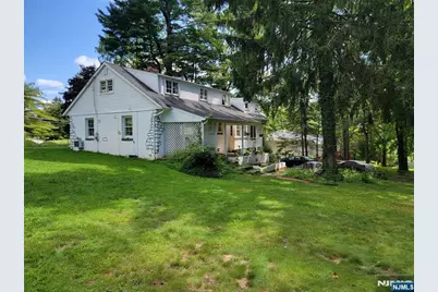 219 Werimus Road, Woodcliff Lake, NJ 07677 - Photo 2