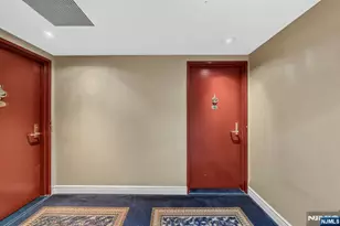 900 Palisade Ave 3D, Fort Lee, NJ 07024 - Photo 2